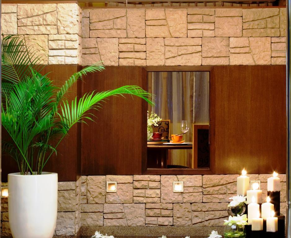 Blue Diamond Pune Ihcl Seleqtions Exterior foto