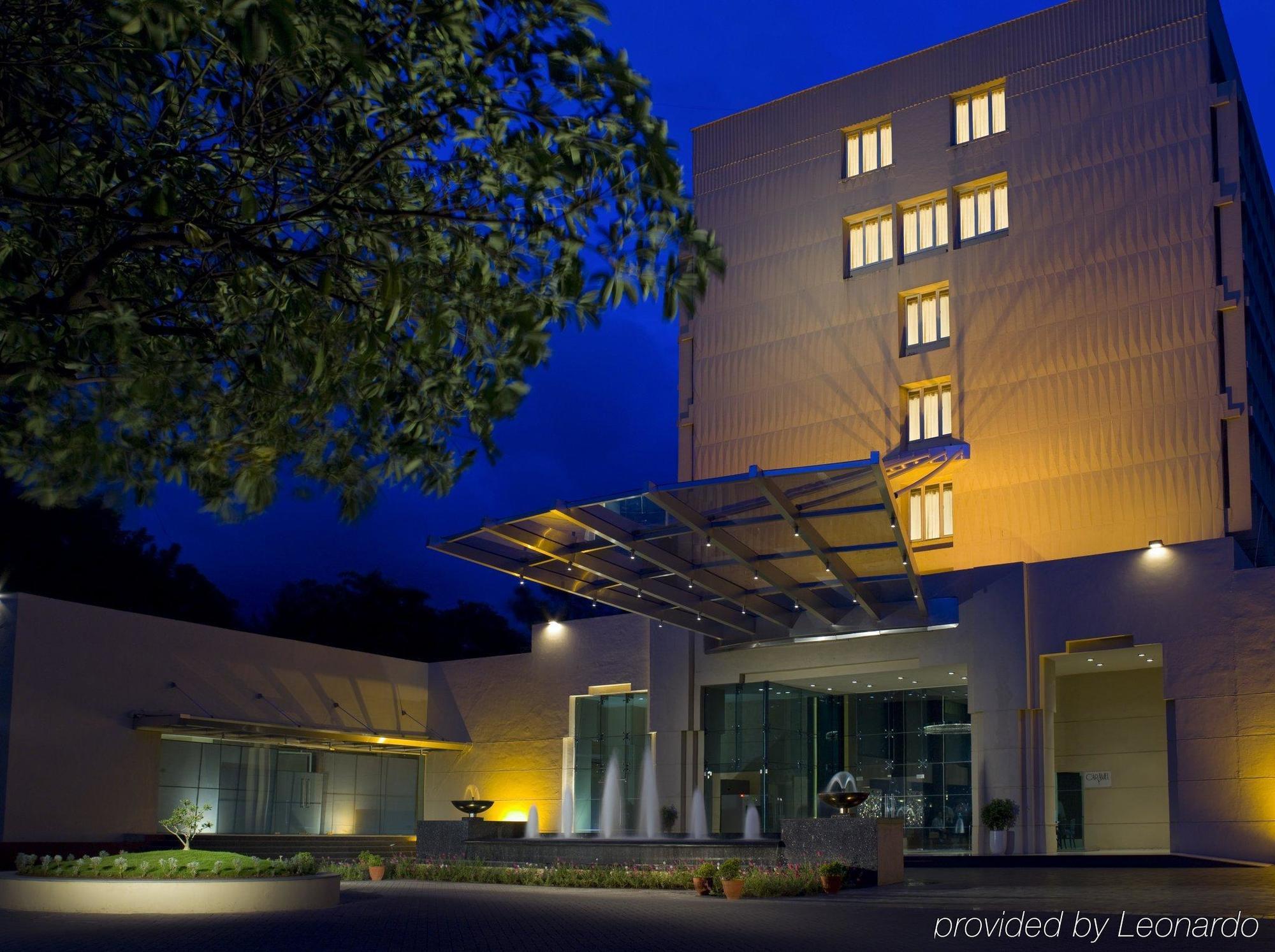 Blue Diamond Pune Ihcl Seleqtions Exterior foto